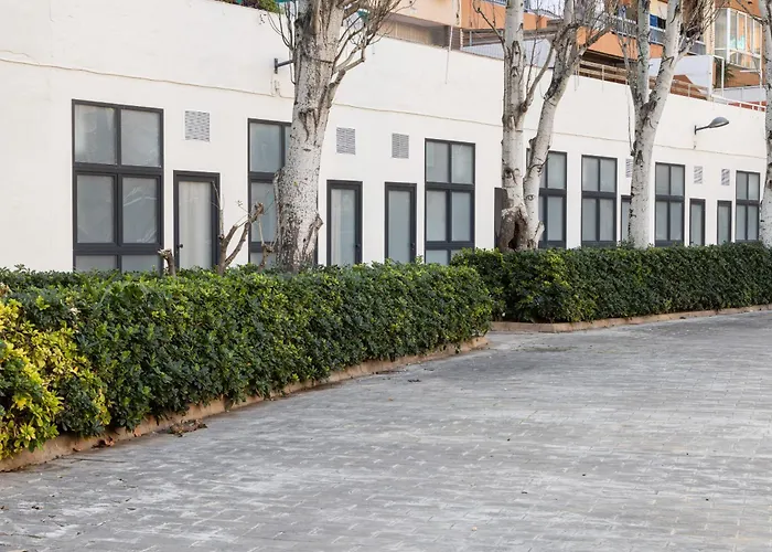Florit Flats - The Patraix Hood